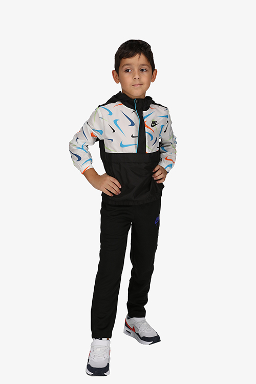 <center><b>Za moderne Nike dečake</center></b>
