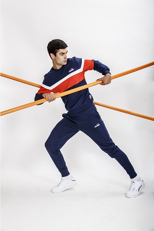 </br><b><center>ELLESSE</b></center></br>
