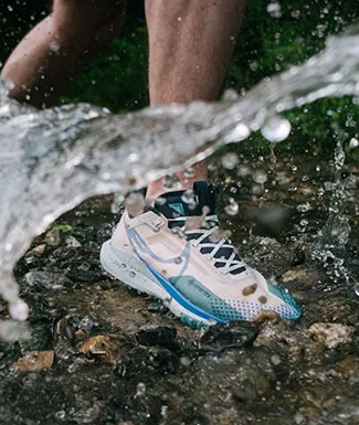 <center><b>NIKE</center></b>