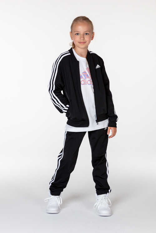 <center><b>ADIDAS ЗА МОМИЧЕТА</center></b>