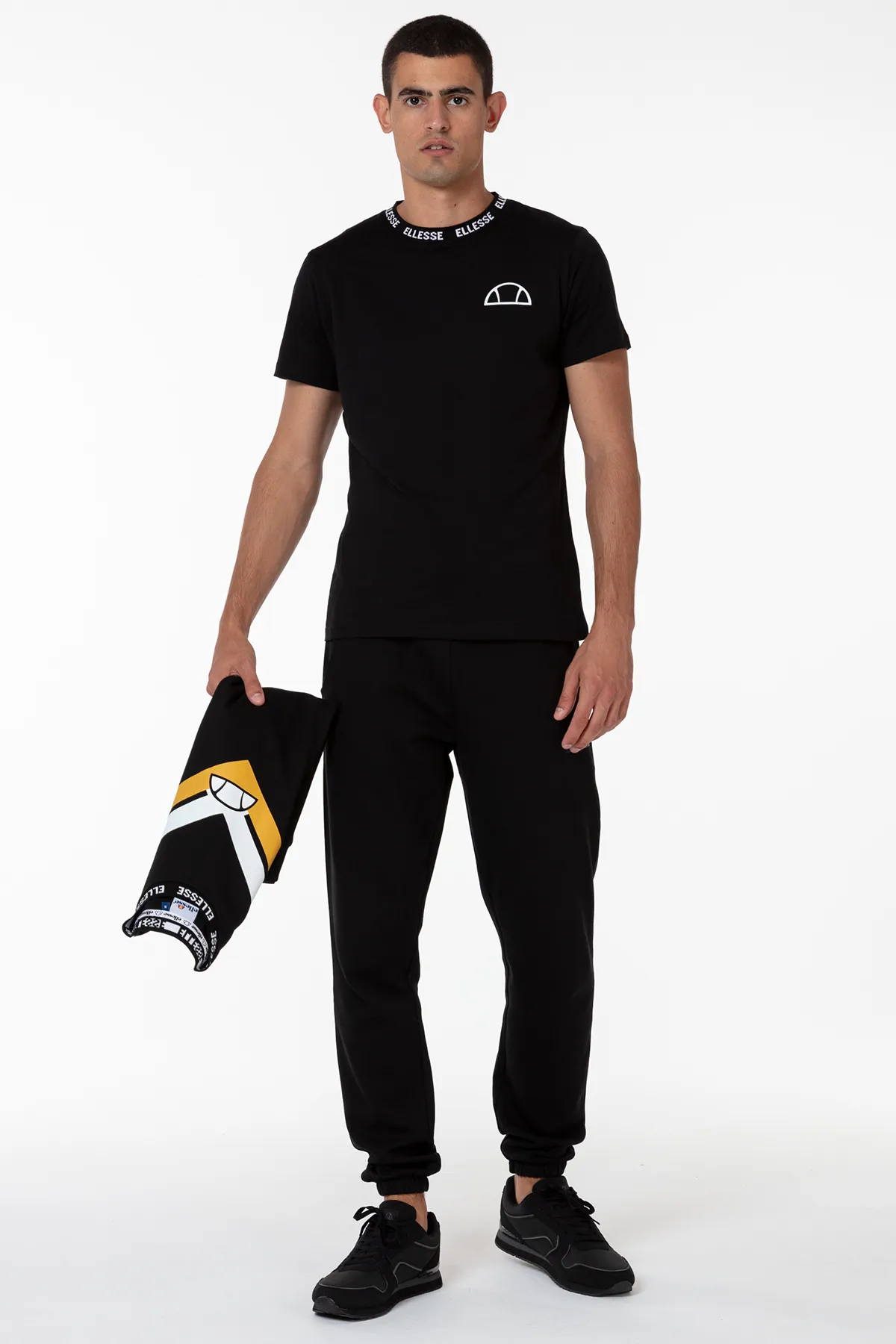 <center><b>ELLESSE Black Outfit</center></b>