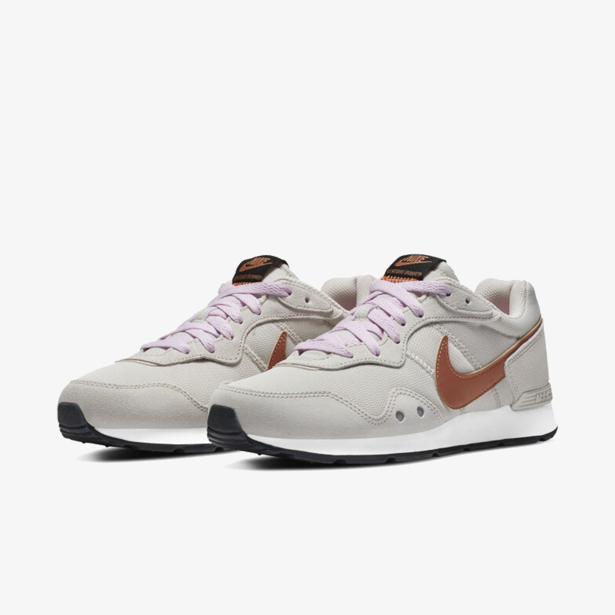 nike venture runner 2