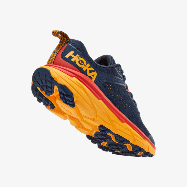 Hoka Challenger ATR 6 