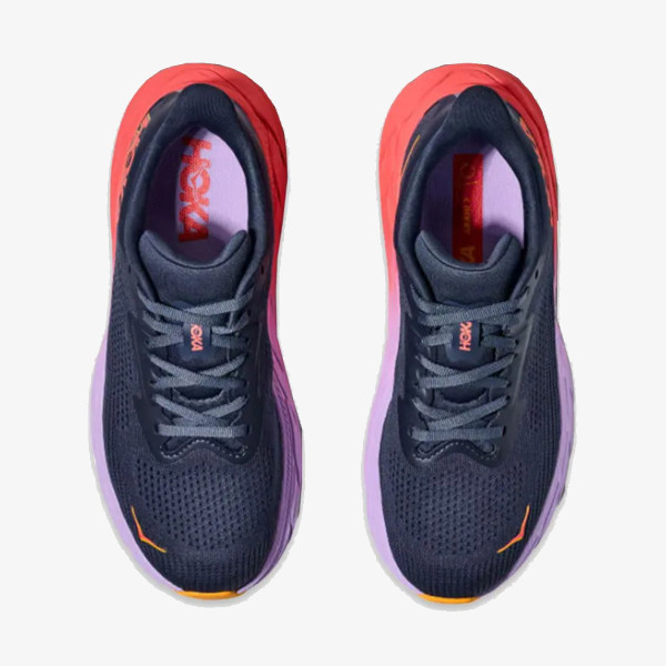 Hoka Arahi 7 