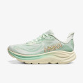 Hoka Clifton 10 