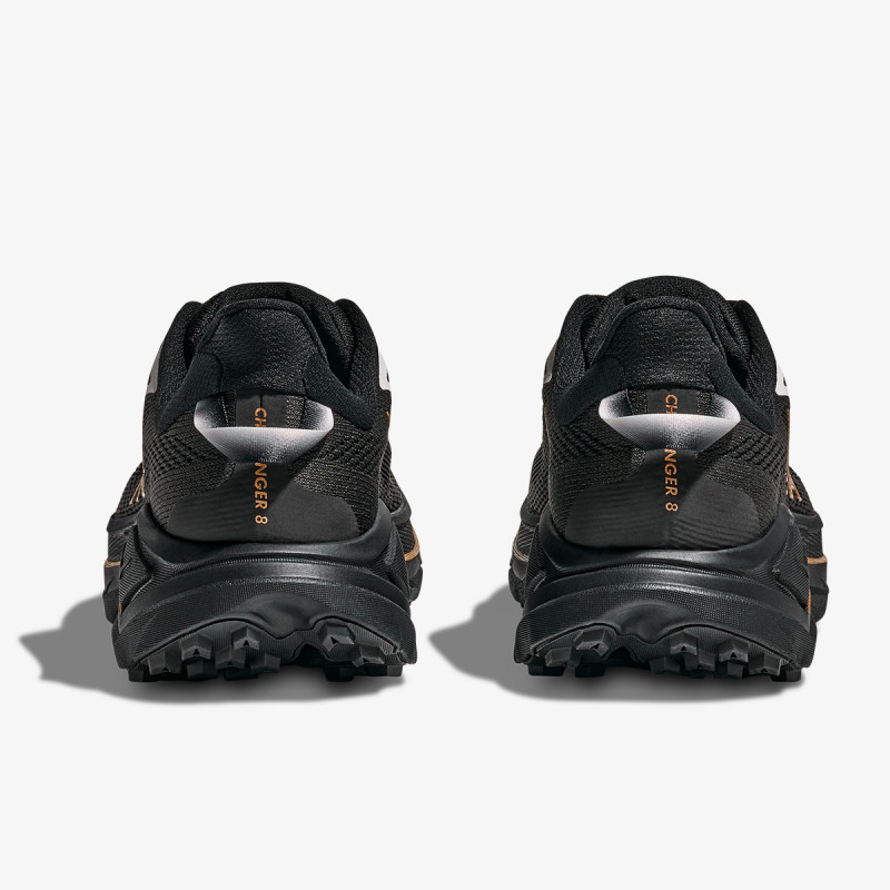 Hoka Challenger 8 