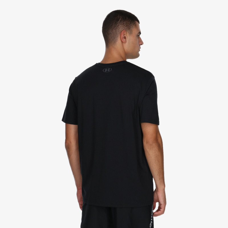 Under Armour Project Rock Brahma Bull 