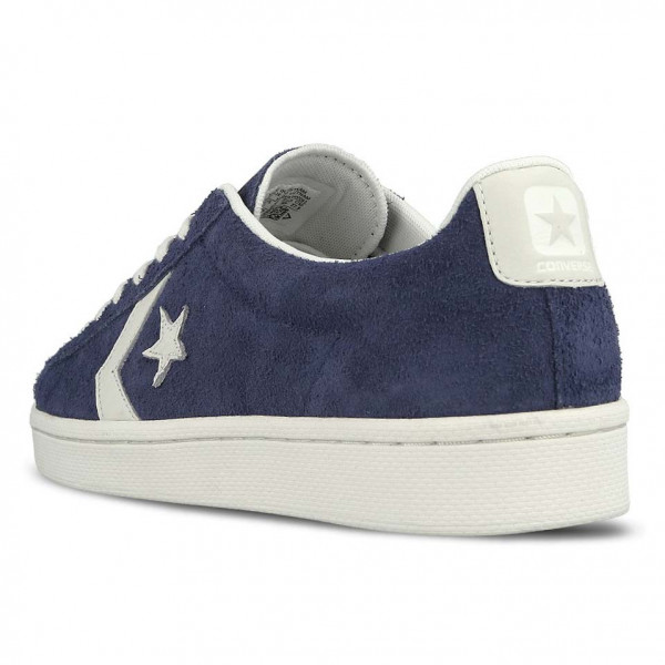 Converse PL 76 