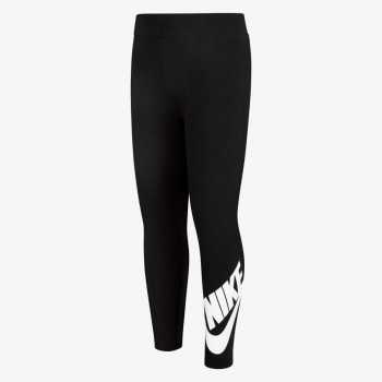 Nike Sportswear Club 