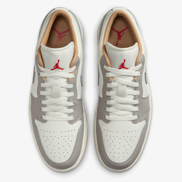 Nike AIR JORDAN 1 LOW 