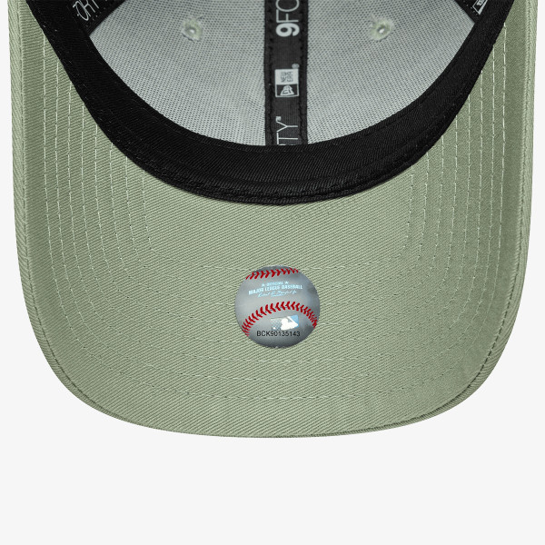 New Era FEMALE LEAGUE ESSENTIAL 9FORTY® 