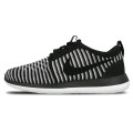 Nike W NIKE ROSHE TWO FLYKNIT 