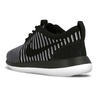 Nike W NIKE ROSHE TWO FLYKNIT 