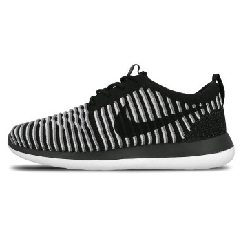 Nike W NIKE ROSHE TWO FLYKNIT 