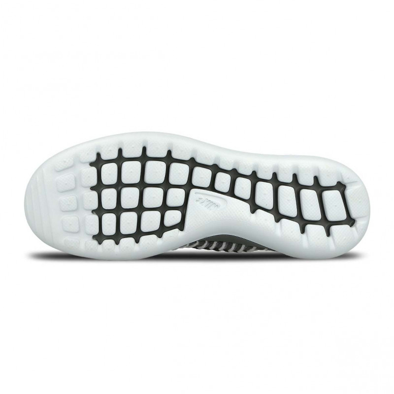 Nike W NIKE ROSHE TWO FLYKNIT 