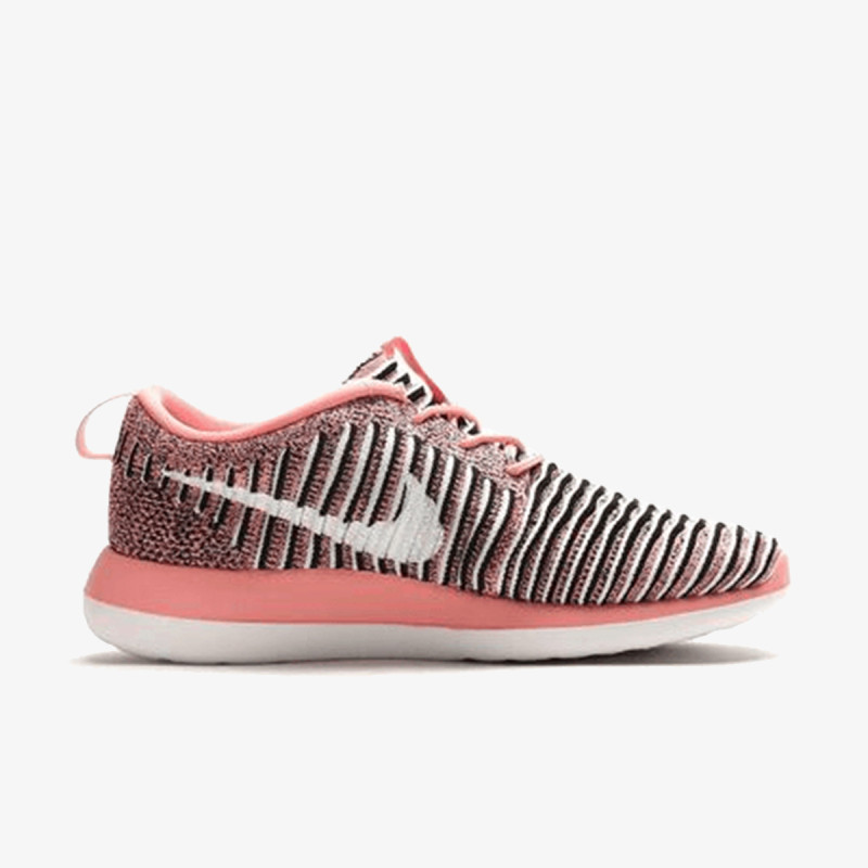 Nike W NIKE ROSHE TWO FLYKNIT 