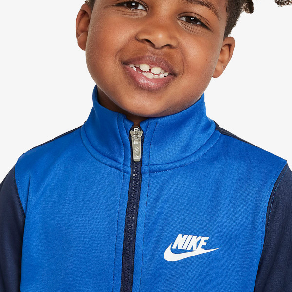Nike NKN NSW LIFESTYLE ESSNETIALS 