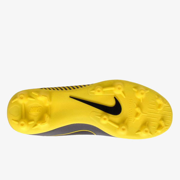 Nike Футболни обувки SUPERFLY 6 CLUB FG/MG 