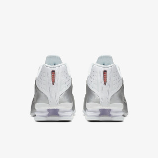 Nike Shox R4 