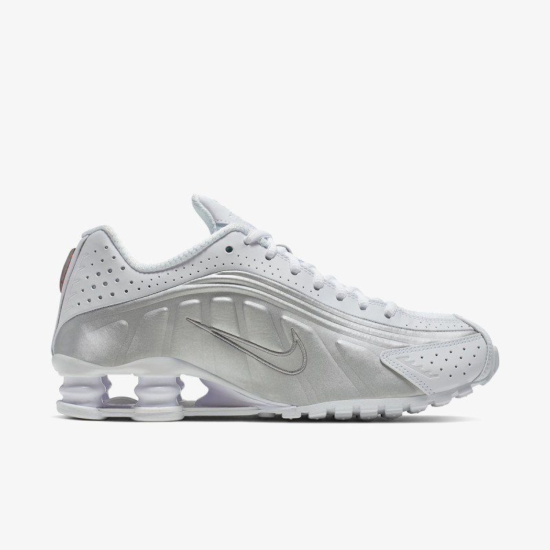 Nike Shox R4 