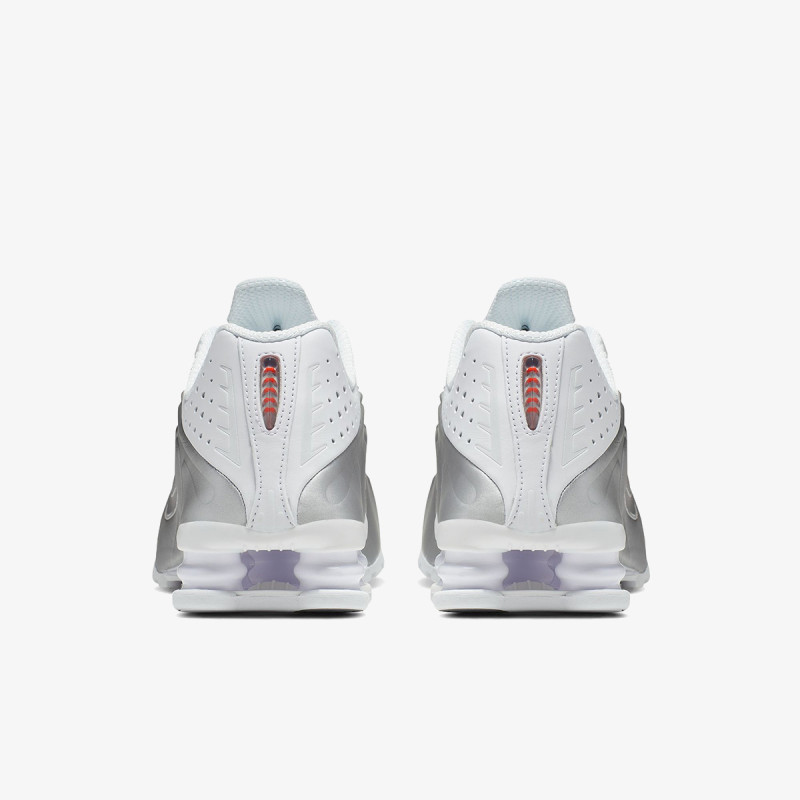 Nike Shox R4 