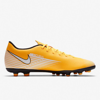 Nike Футболни обувки VAPOR 13 CLUB FG/MG 