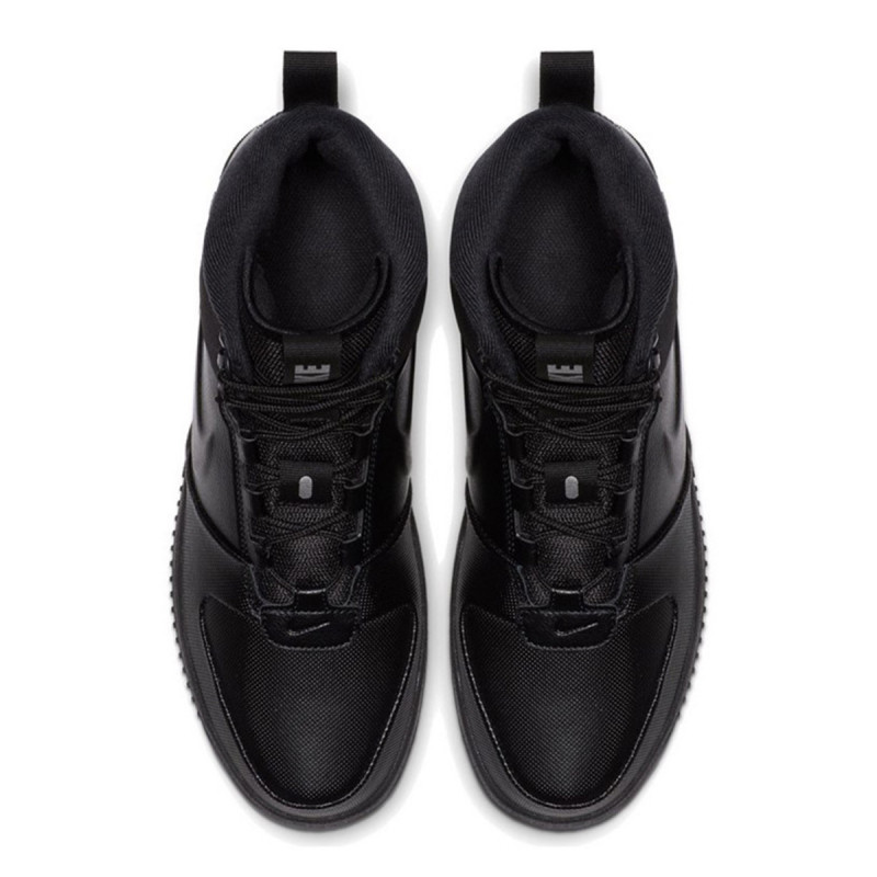 Nike Path Winter 