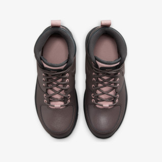 Nike Manoa 