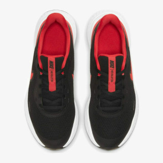 Nike REVOLUTION 5 