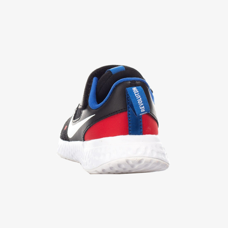 Nike REVOLUTION 5 