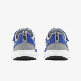 Nike REVOLUTION 5 