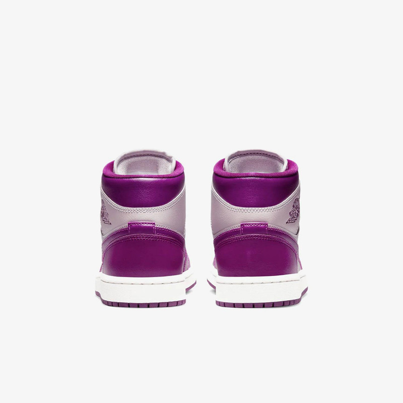 Nike WMNS AIR JORDAN 1 MID 