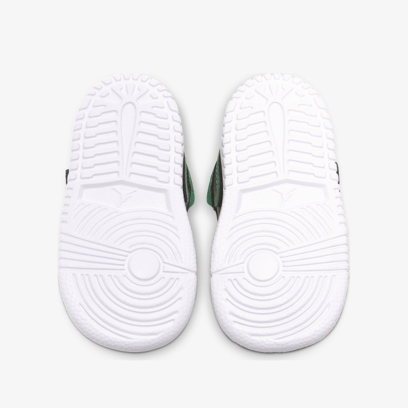 Nike SKY JORDAN 1 BT 