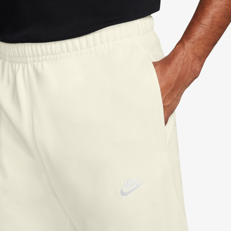 Nike Sportswear Club 