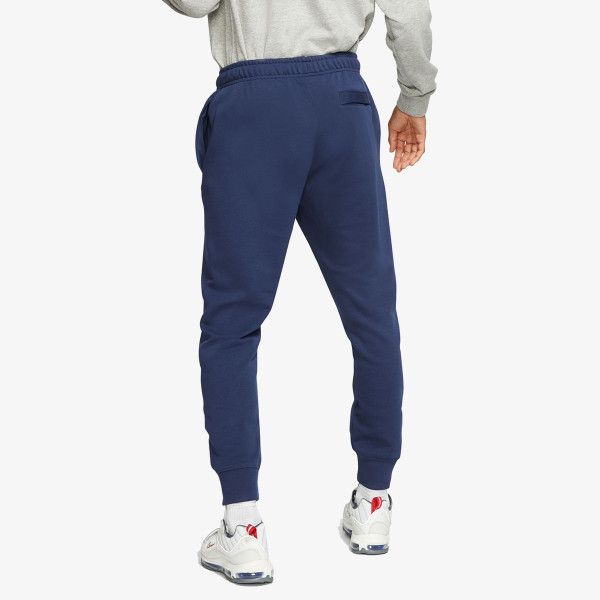 Nike Sportswear Club 