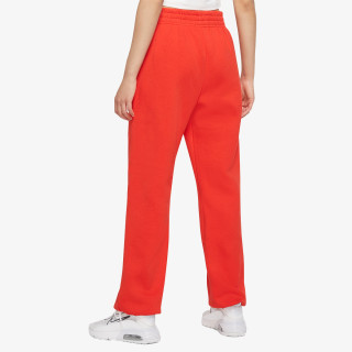 Nike Sportswear Essential Collection 