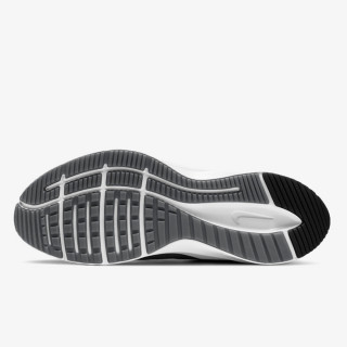 Nike QUEST 3 