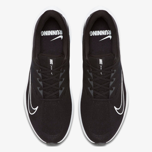 Nike QUEST 3 