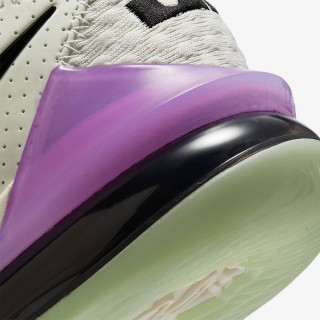 Nike LEBRON XVII LOW 