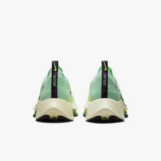 Nike AIR ZOOM TEMPO NEXT% 