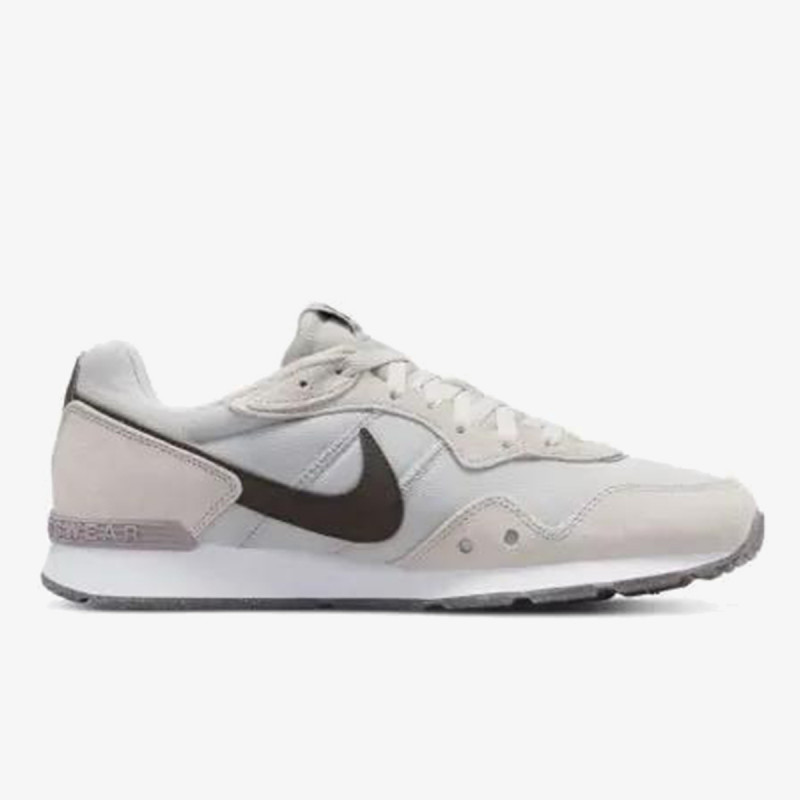 Nike NIKE VENTURE RUNNER 