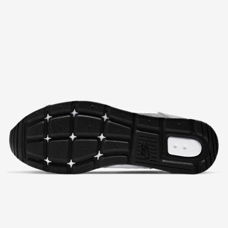 Nike NIKE VENTURE RUNNER 