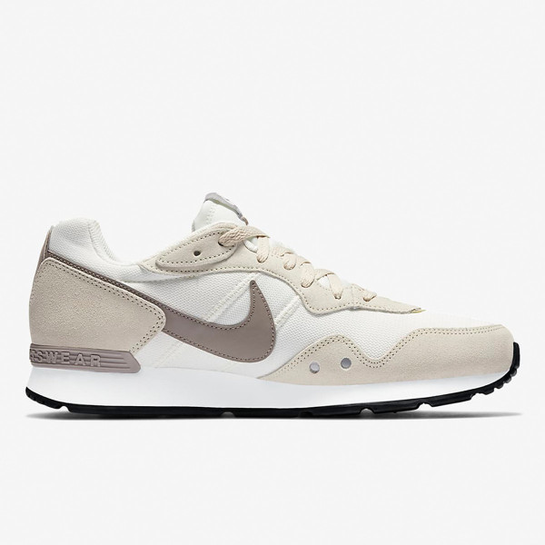 Nike NIKE VENTURE RUNNER 
