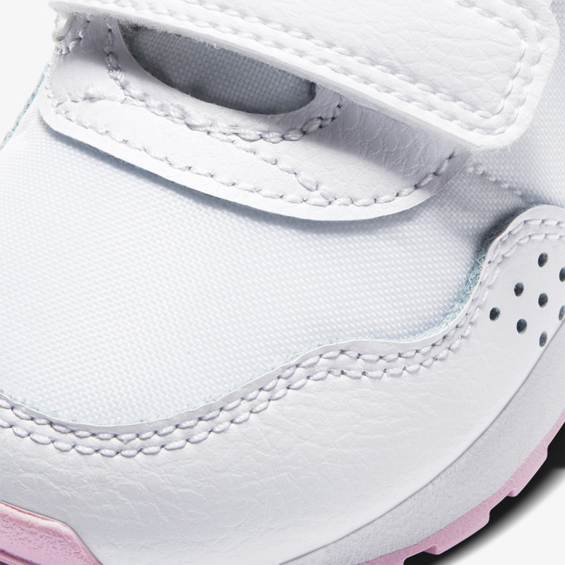 Nike NIKE MD VALIANT FLRL BTV 