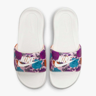 Nike VICTORI ONE 