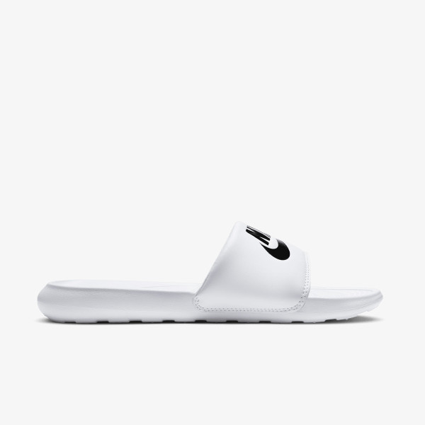 Nike VICTORI 