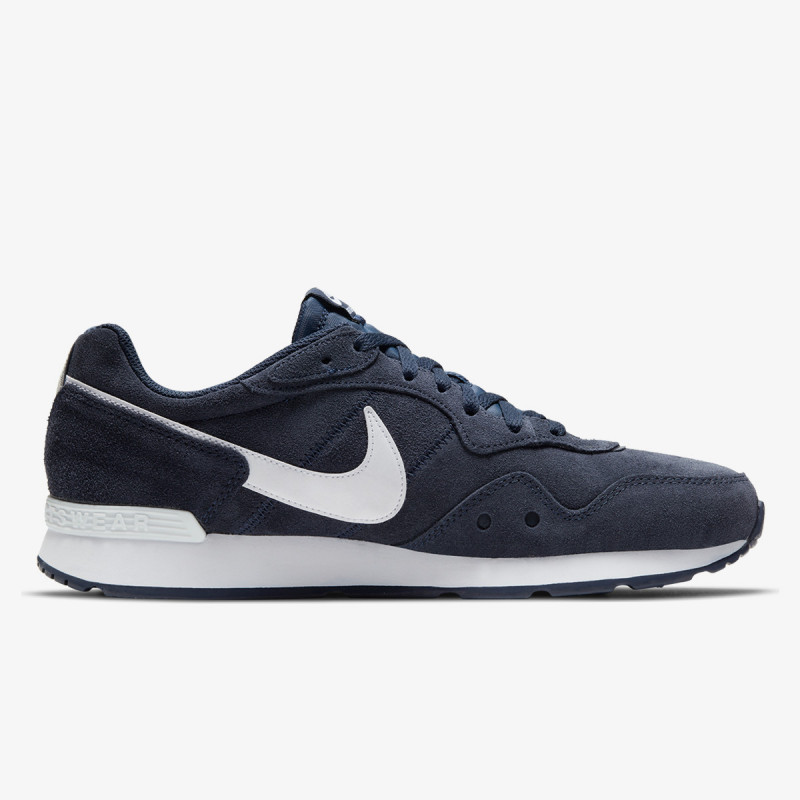 Nike Venture Runner 