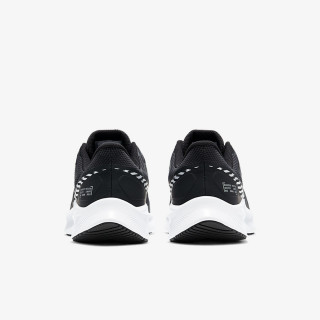 Nike NIKE QUEST 3 SHIELD 