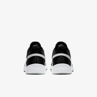 Nike LEGEND ESSENTIAL 2 