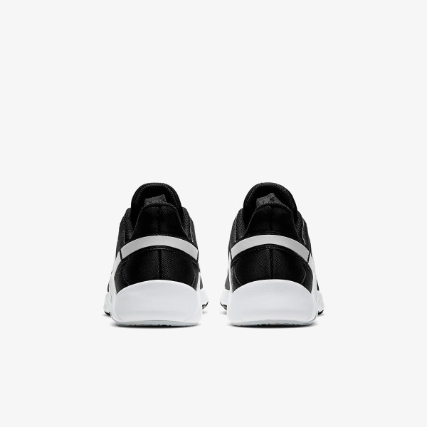 Nike LEGEND ESSENTIAL 2 